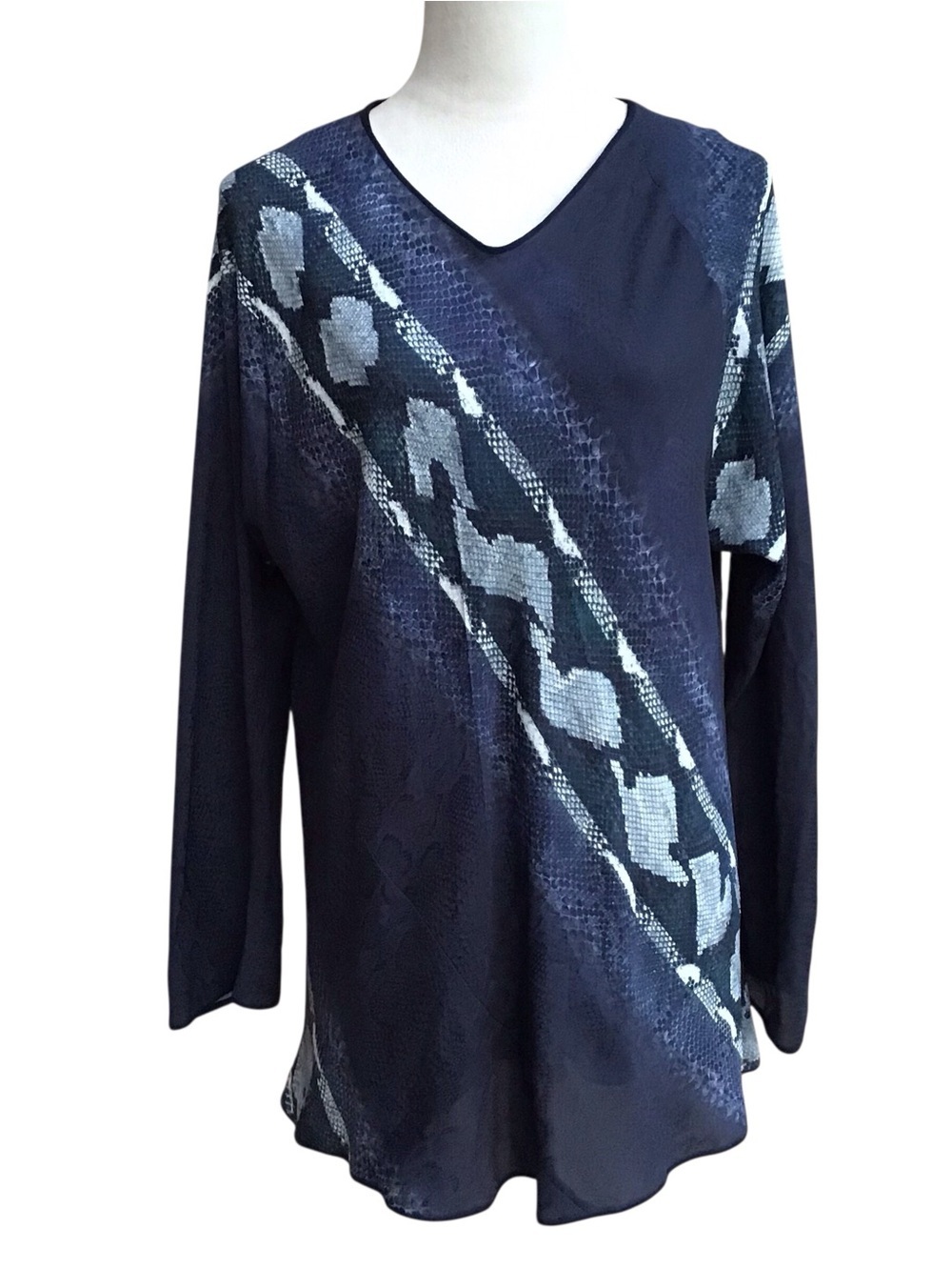 Shamask Blue Snakeskin Print V Neck Silk Blouse NWT $695